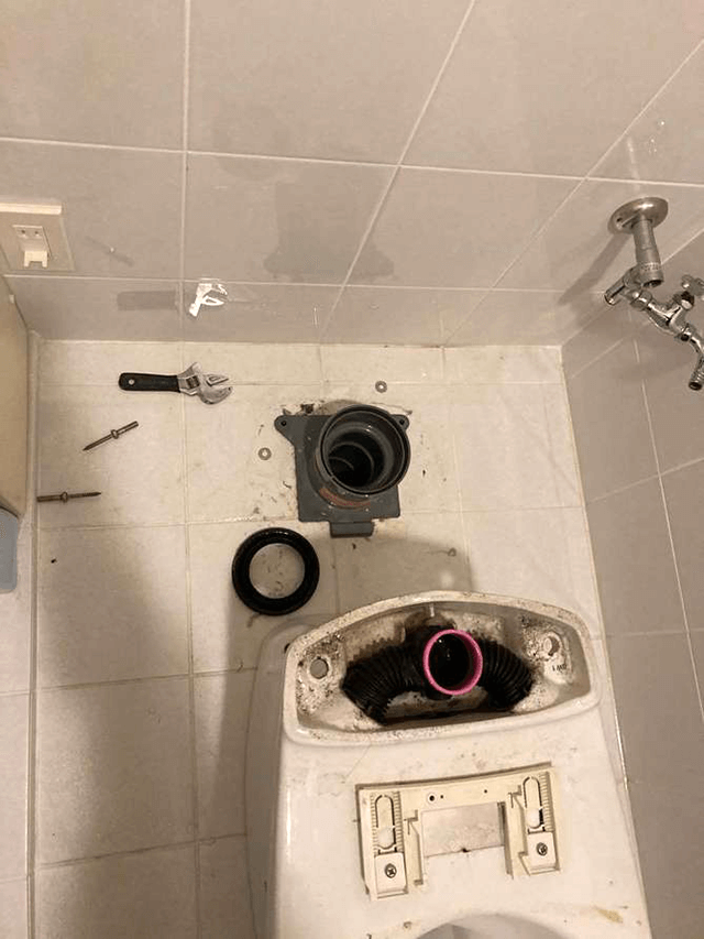 【1】既存トイレ解体撤去工事