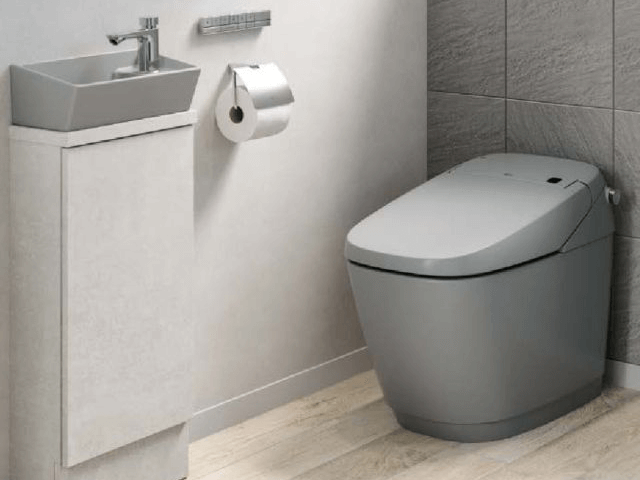 LIXILサティスのタンクレストイレ本体。