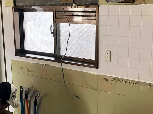 キッチン解体作業