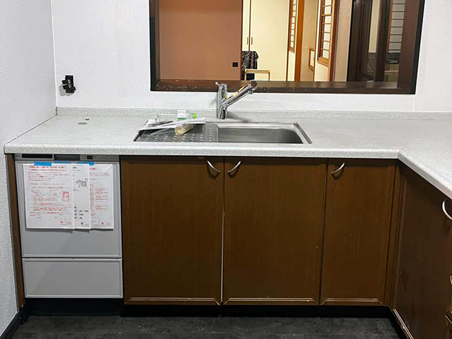 掃除のしづらかったキッチン空間を改善｜掃除と使い勝手を見直したキッチンリフォーム After写真